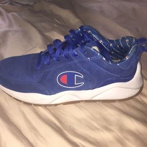 CHAMPION SHOES